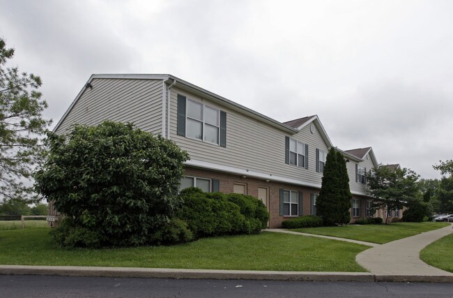 MeadowView Townhomes in Goshen, OH - Building Photo - Building Photo