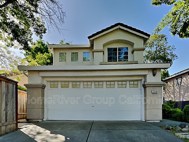 1514 Alyssum Way in Roseville, CA - Building Photo