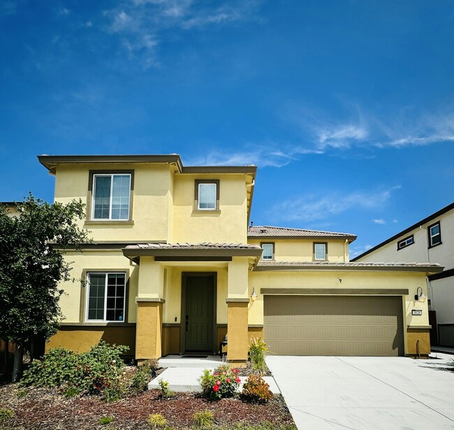 property at 3026 Kenwood Cir