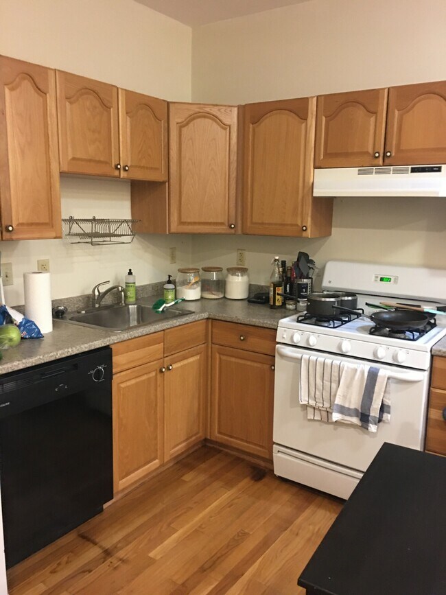 290 Beacon St, Unit 284-1