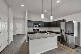 120 Rexroat Rd in San Marcos, TX - Building Photo - Building Photo