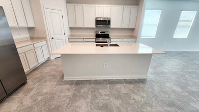 1430 Brentwood Dr in Kissimmee, FL - Foto de edificio - Building Photo