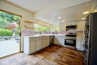 431 Estado Way in Novato, CA - Building Photo - Building Photo