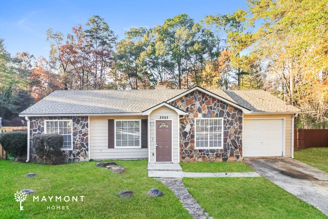 property at 2995 Valley View Cir