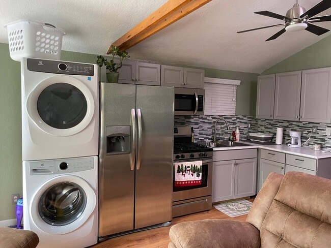 917 Headingly Ave NW in Albuquerque, NM - Building Photo - Building Photo