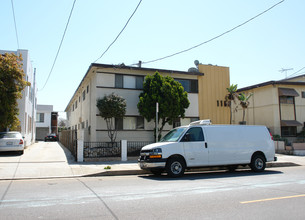 1166 N Normandie Ave in Los Angeles, CA - Building Photo - Building Photo