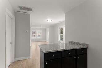 1144 N Austin Blvd in Oak Park, IL - Building Photo - Building Photo