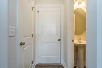 304 Shale Creek Dr in Durham, NC - Building Photo - Building Photo
