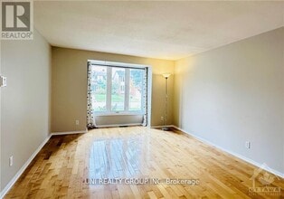 416 Viewmount Dr in Ottawa, ON - Building Photo - Building Photo