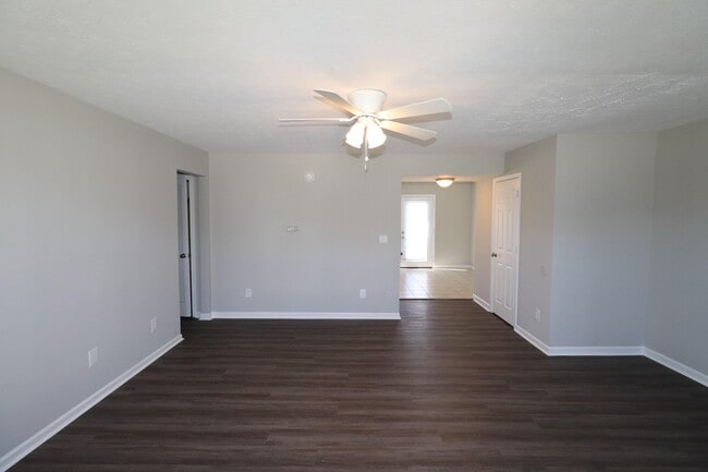 625 Miles Rd in Nicholasville, KY - Building Photo - Building Photo