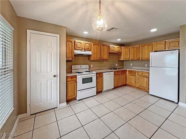 property at 5231 27th St SW