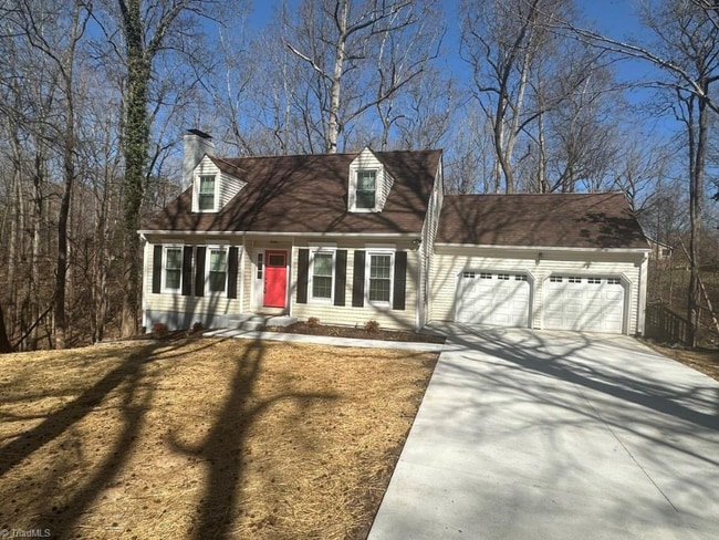 property at 1165 Lazyboy Ln
