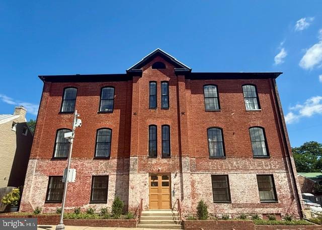 property at 101 W South St