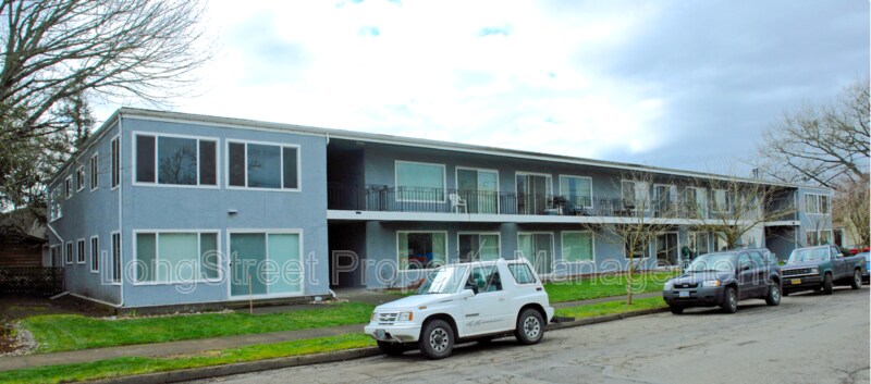 205 6th Ave Photo