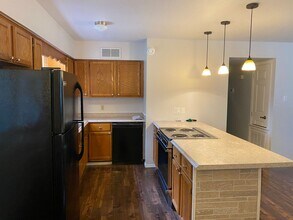 606 Shadow Dr in Russellville, AR - Building Photo - Building Photo