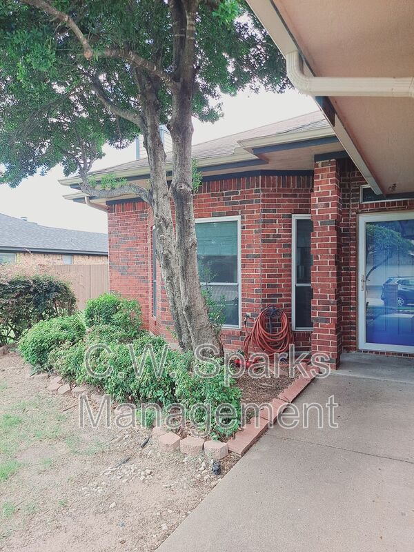 205 Dodge Trail in Keller, TX - Building Photo - Building Photo