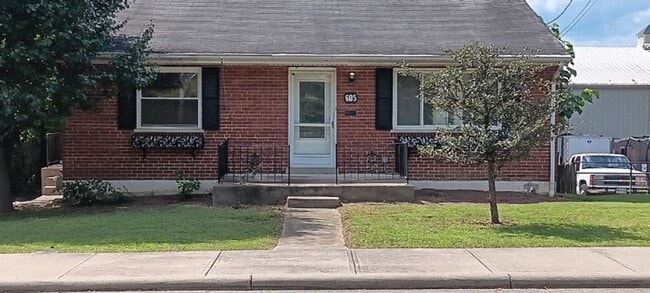 property at 605 N Miami Ave