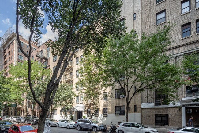 161 E 88th St in New York, NY - Building Photo - Building Photo