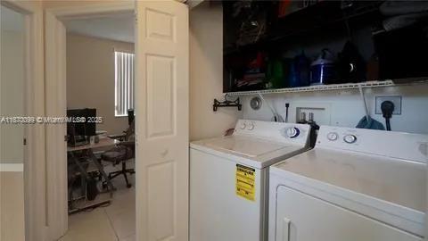 1420 NE 33rd Ave in Homestead, FL - Building Photo - Building Photo