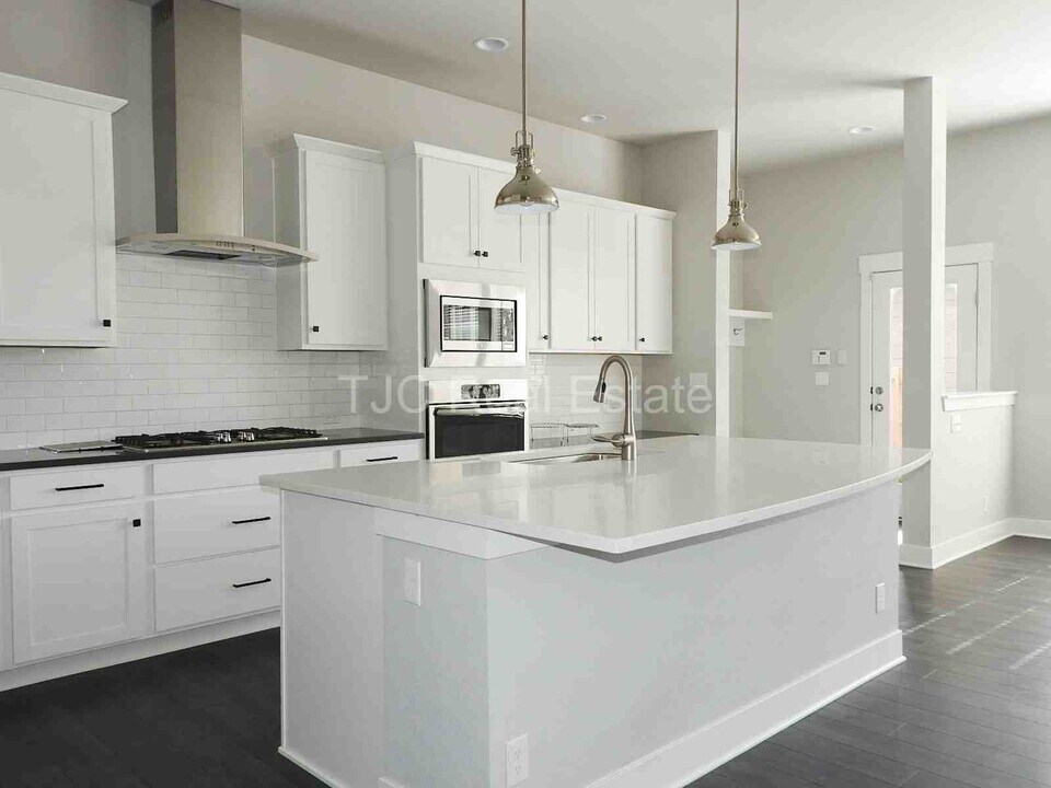 5971 Boston St in Denver, CO - Building Photo