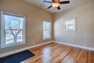 125 N Alarcon St in Prescott, AZ - Foto de edificio - Building Photo