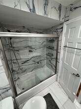 144-05 21st Ave in Queens, NY - Building Photo - Building Photo