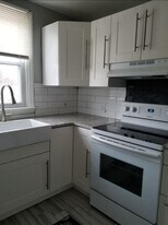 876 Windermere Ave, Unit 2nd Floor in Drexel Hill, PA - Building Photo