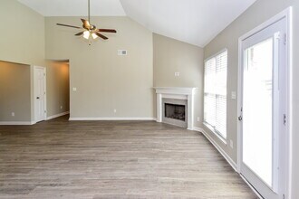 6667 Kentbrook Dr in Horn Lake, MS - Building Photo - Building Photo