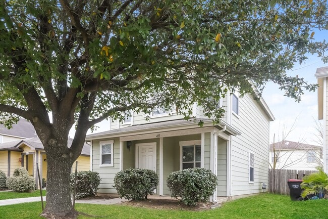 411 Remington Creek Dr in Houston, TX - Building Photo - Building Photo