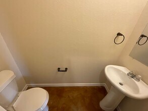 6403 Aspen Hill in San Antonio, TX - Building Photo - Building Photo