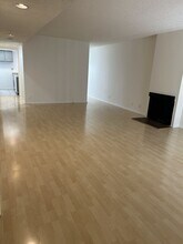 402 S Garfield Ave in Alhambra, CA - Building Photo - Building Photo