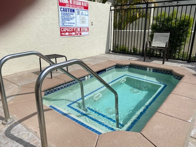 423 2nd St in Hermosa Beach, CA - Foto de edificio - Building Photo