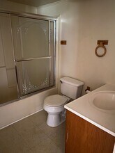 36517 Sunshine Rd in Zephyrhills, FL - Foto de edificio - Building Photo