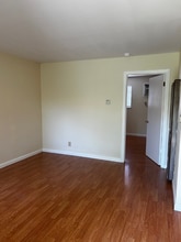 2417 Castro Way in Sacramento, CA - Building Photo - Building Photo