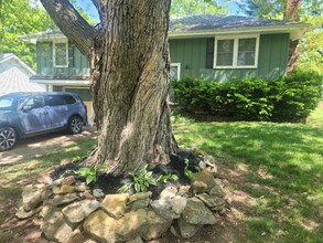 1633 N Rogers St in Independence, MO - Building Photo - Building Photo