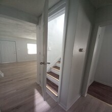9221 Burt Rd in Detroit, MI - Building Photo - Building Photo