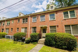 4103 Devine St in Columbia, SC - Building Photo - Building Photo