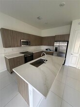 4398 SW 173rd Ave in Miramar, FL - Building Photo - Building Photo