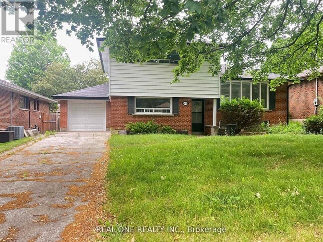 property at 48 Lionel Heights Crescent