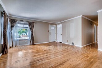 1876 S Dahlia St in Denver, CO - Building Photo - Building Photo