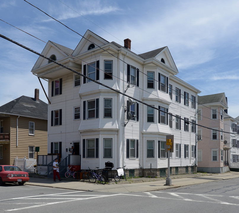 98 Nye St in New Bedford, MA - Building Photo