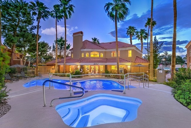 Lido Apartments