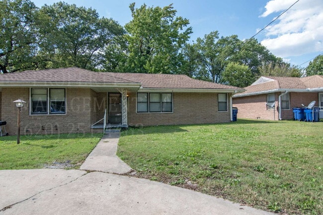 property at 710 S Cline Rd