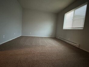 1150 Pine St, Unit 5 in Oroville, CA - Building Photo - Building Photo