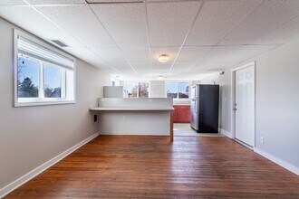 84 E Main St in Brevard, NC - Building Photo - Building Photo