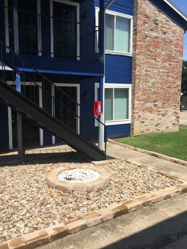 2427 W Prairie St in Denton, TX - Building Photo - Building Photo