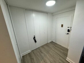 5410 Connecticut Ave in Washington, DC - Foto de edificio - Building Photo