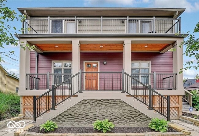 property at 472 S Pine St