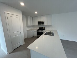 5716 Alope Wy in Seguin, TX - Building Photo - Building Photo