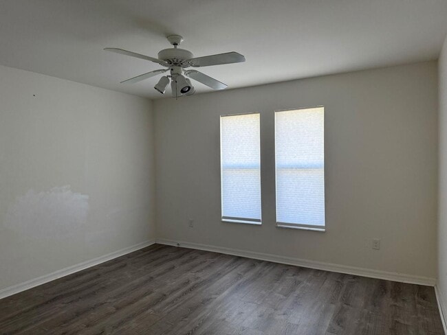 13731 Markham Ln in Ft. Myers, FL - Building Photo - Building Photo